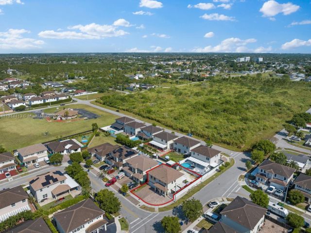 Продажа дома по адресу 11501 SW 228th Ln - фото 6104153