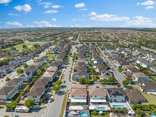 Продажа дома по адресу 11501 SW 228th Ln - фото 6104154