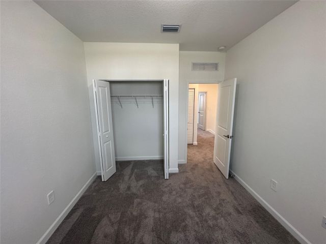 Продажа дома по адресу 2437 NW 131st Cir - фото 6105548