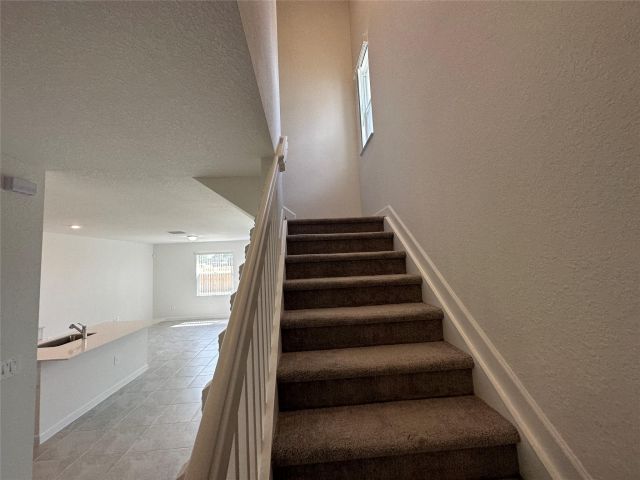 Продажа дома по адресу 2437 NW 131st Cir - фото 6105557