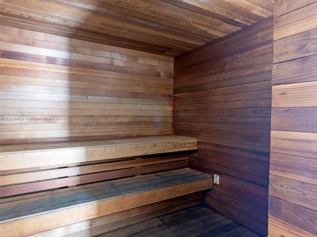 Продажа квартиры #2510 - фото 6108012