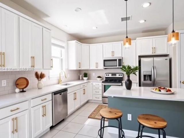 Продажа дома по адресу 3943 Mahogany Ln - фото 6104858