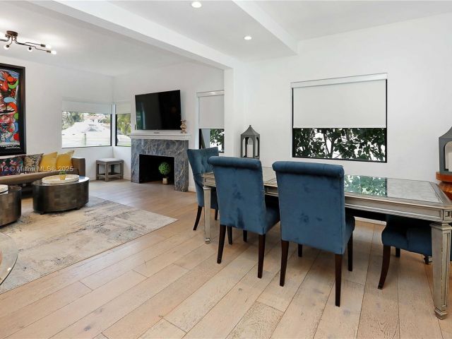 Дом в аренду по адресу 1109 NE 89th St 0 - фото 6105967