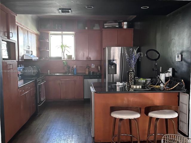 Продажа дома по адресу 1691 Nethia Dr - фото 6105996