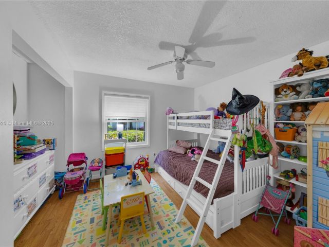 Продажа дома по адресу 14630 SW 147th Ct - фото 6104605