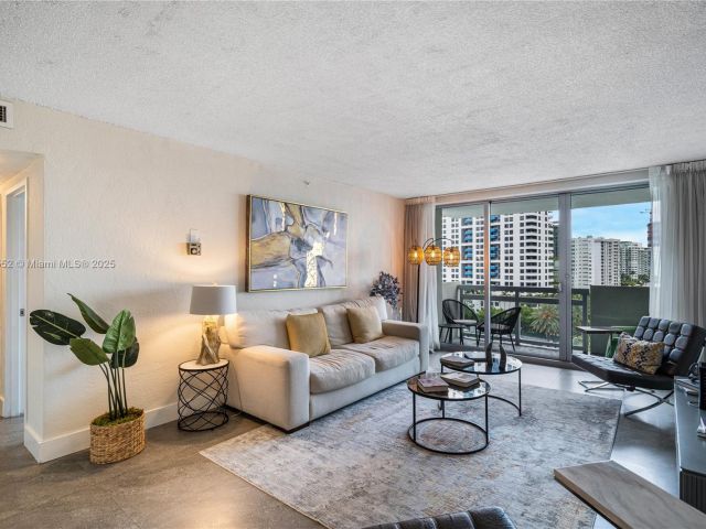 Квартира в аренду номер830S - фото 7449502