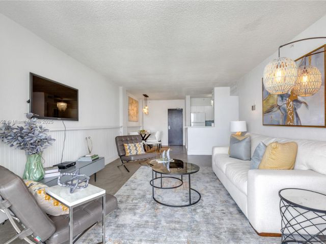 Квартира в аренду номер830S - фото 7449504