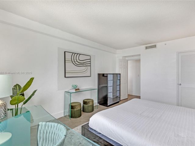 Квартира в аренду номер830S - фото 7449514