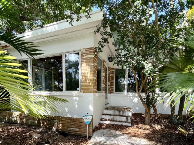 Дом в аренду по адресу 5415 N Flagler Drive - фото 6115880