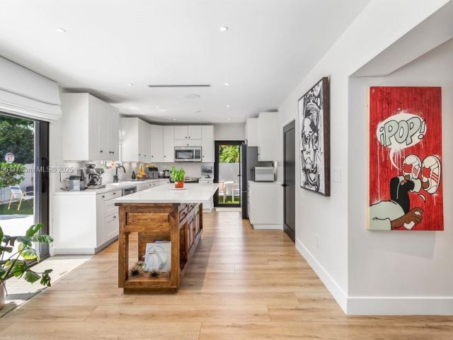 Продажа дома по адресу 600 Allendale Rd - фото 6196066