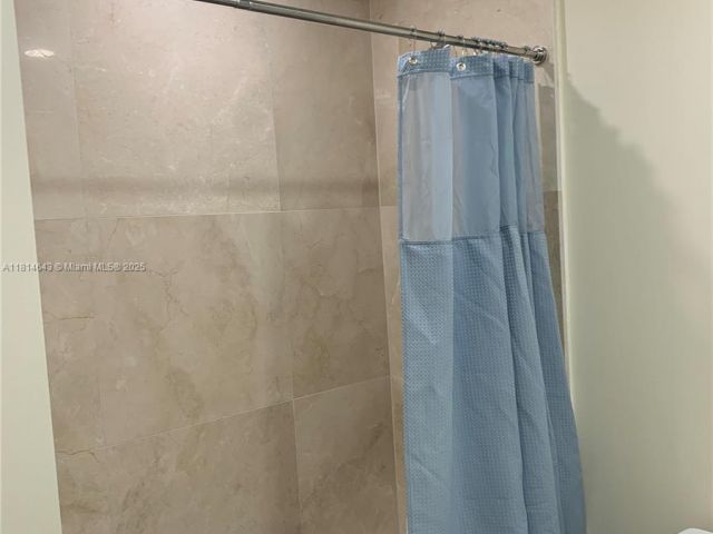 Дом в аренду по адресу 3235 SW 58th Ct - фото 6106291