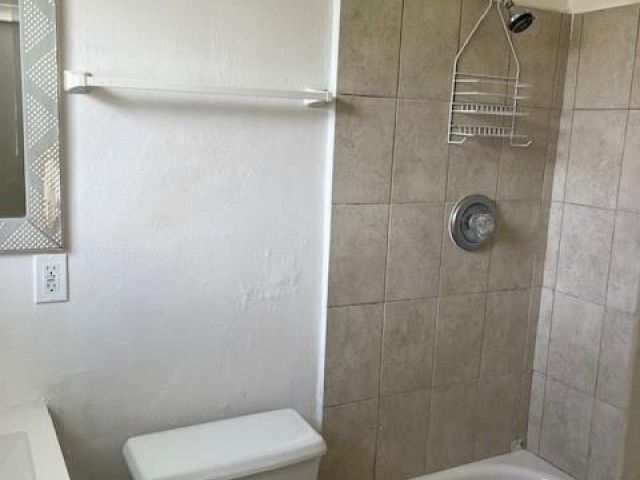 Продажа дома по адресу 501 NW 15th Way - фото 6113987