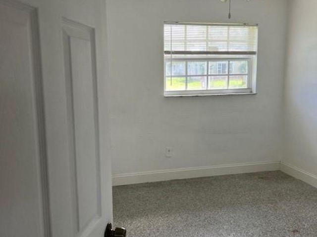 Продажа дома по адресу 501 NW 15th Way - фото 6113990