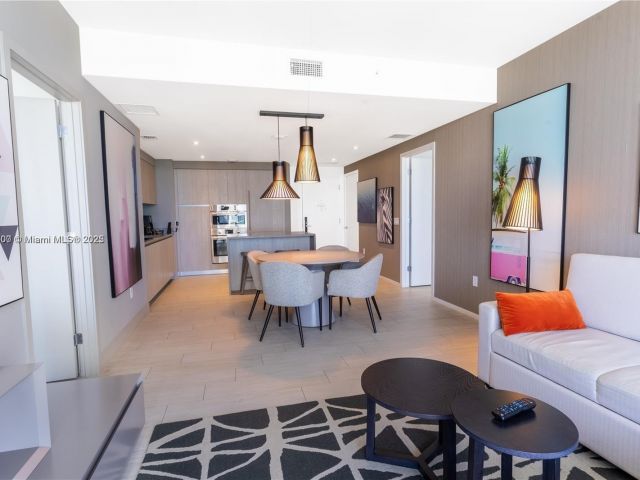 Продажа квартиры #R1905 - фото 6110459