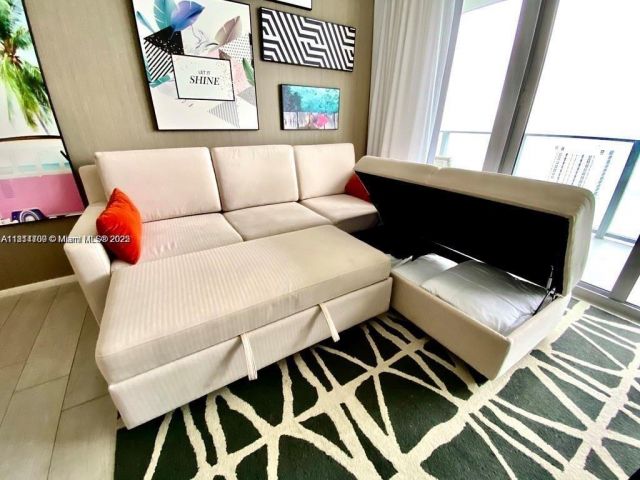 Продажа квартиры #R1905 - фото 6110464