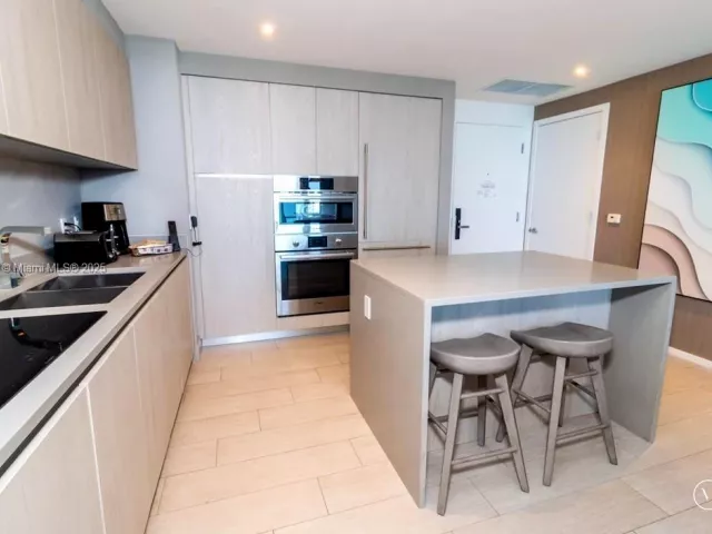 Продажа квартиры #R1905 - фото 6110467