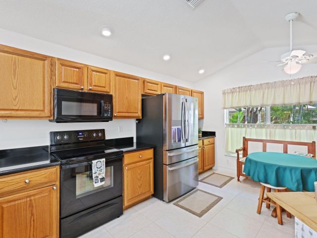 Продажа дома по адресу 1071 Delray Lakes Drive - фото 6628310