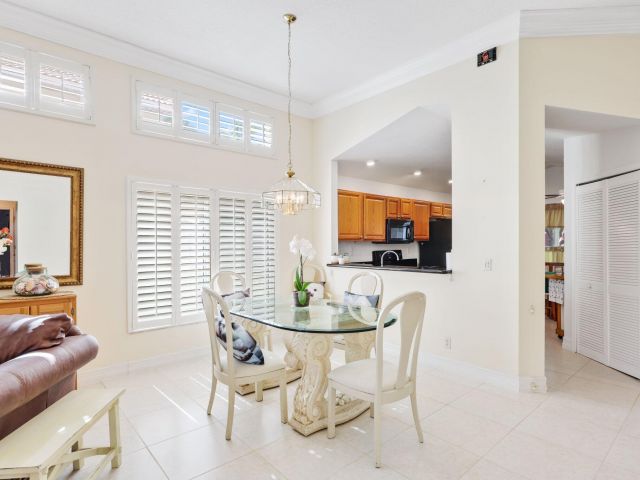 Продажа дома по адресу 1071 Delray Lakes Drive - фото 6628317