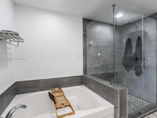 Продажа квартиры #3106 - фото 6180068