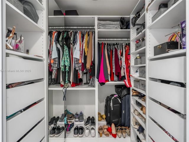 Продажа квартиры #3106 - фото 6180070