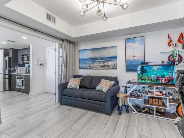 Продажа квартиры #3106 - фото 6180079