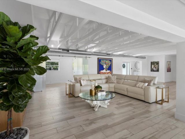 Продажа дома по адресу 1140 San Pedro Ave - фото 6110243