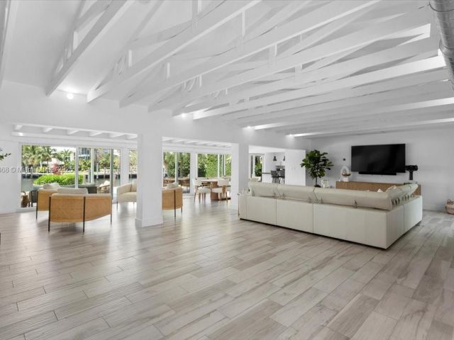 Продажа дома по адресу 1140 San Pedro Ave - фото 6110244