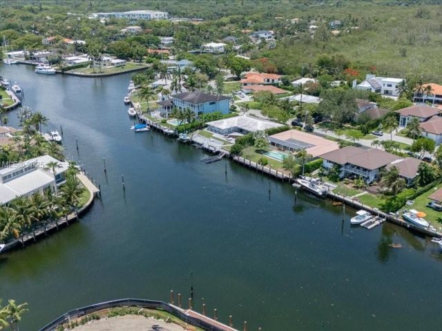 Продажа дома по адресу 1140 San Pedro Ave - фото 6110253