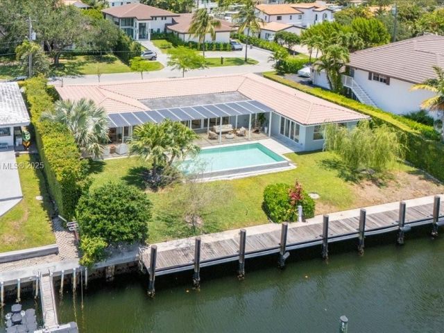 Продажа дома по адресу 1140 San Pedro Ave - фото 6110259