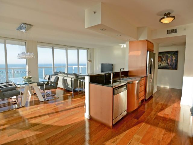 Квартира в аренду номер3908 - фото 6112201