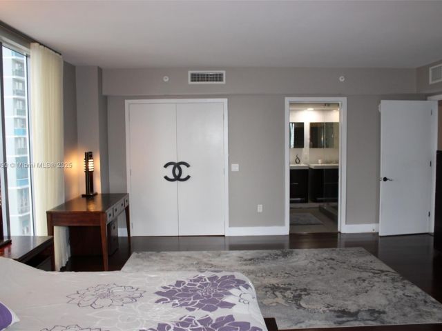 Квартира в аренду номер1801 - фото 6181749