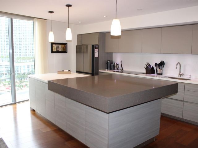 Квартира в аренду номер1801 - фото 6181764