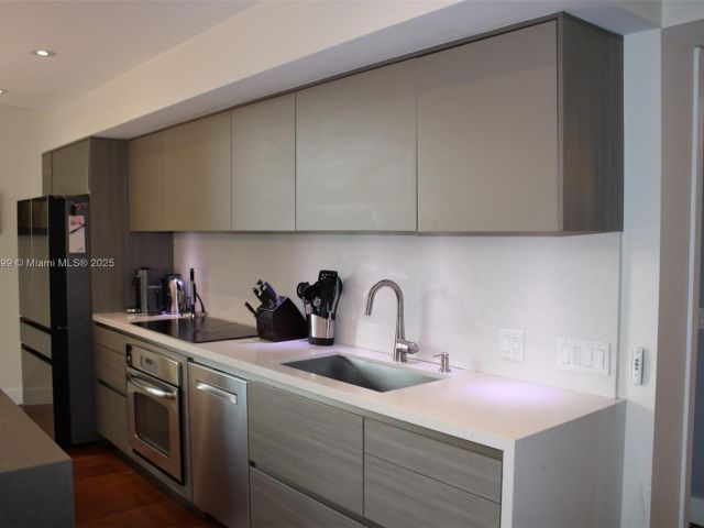 Квартира в аренду номер1801 - фото 6181768