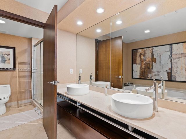 Продажа квартиры #2103 - фото 6111525