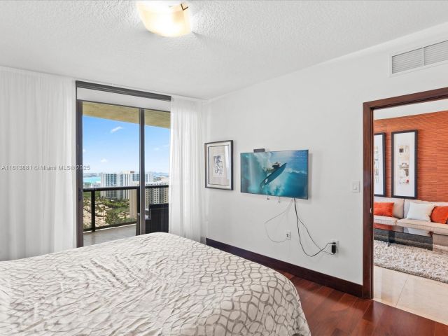 Продажа квартиры #2103 - фото 6111527