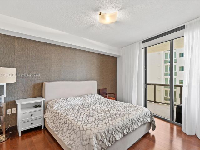 Продажа квартиры #2103 - фото 6111529