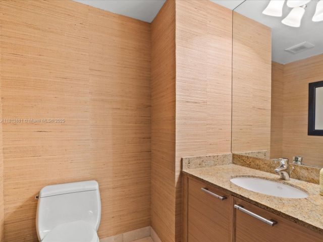 Продажа квартиры #2103 - фото 6111532