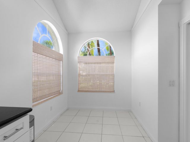 Продажа дома по адресу 1415 Bear Island Drive - фото 6126131