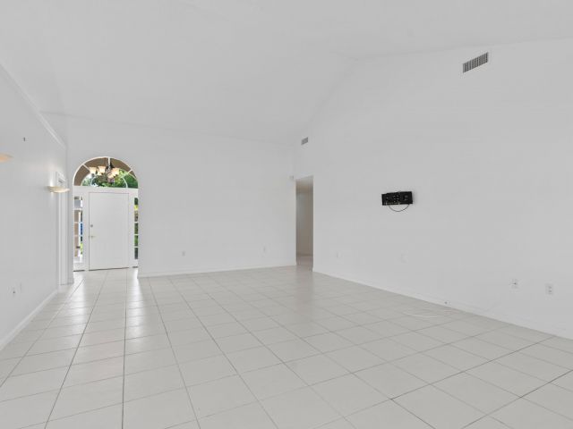 Продажа дома по адресу 1415 Bear Island Drive - фото 6126139