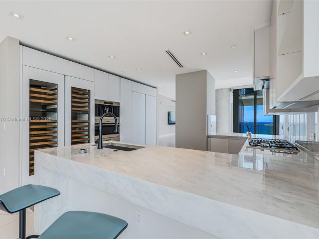 Продажа квартиры #S1801 - фото 6111815