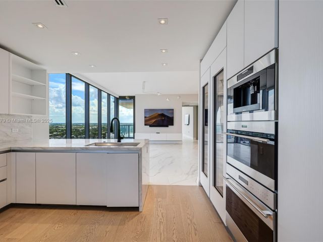 Продажа квартиры #S1801 - фото 6111817