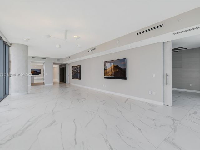 Продажа квартиры #S1801 - фото 6111823