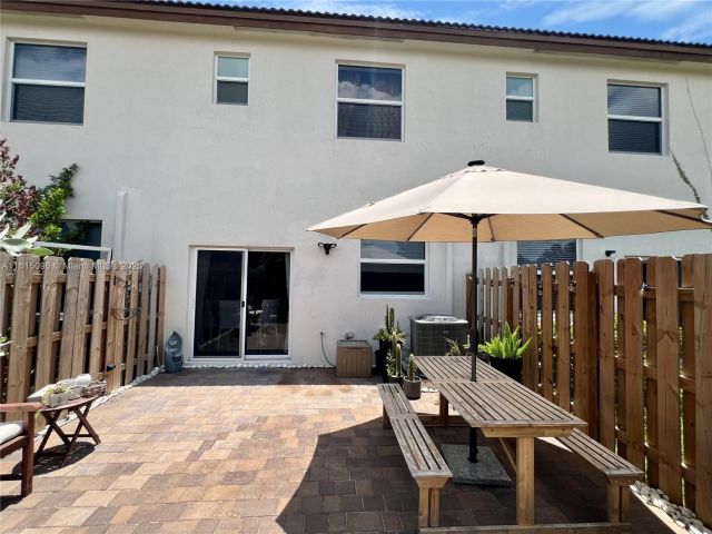 Продажа дома по адресу 12254 NW 24th Pl - фото 6112767