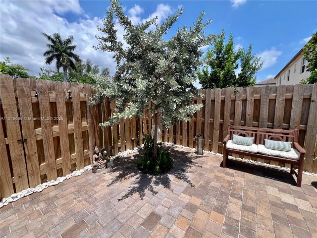 Продажа дома по адресу 12254 NW 24th Pl - фото 6112769