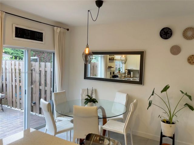 Продажа дома по адресу 12254 NW 24th Pl - фото 6112772