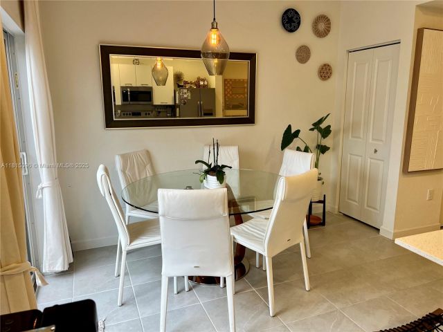 Продажа дома по адресу 12254 NW 24th Pl - фото 6112773