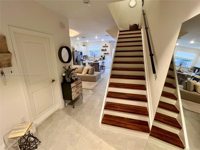 Продажа дома по адресу 12254 NW 24th Pl - фото 6112782