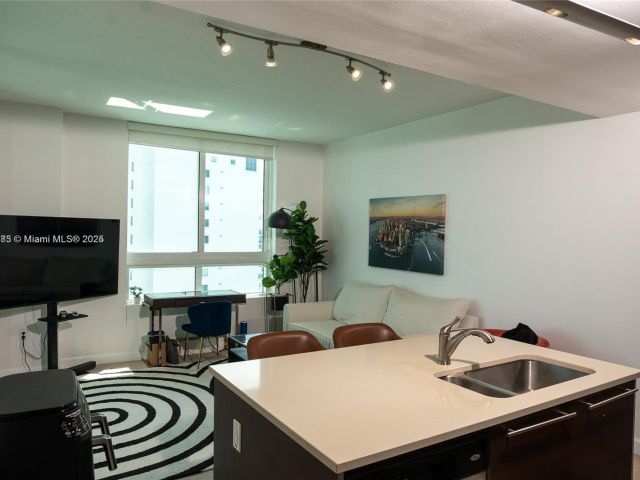 Продажа квартиры #3003 - фото 6147879