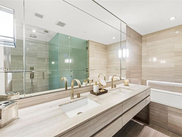 Продажа квартиры #1203 - фото 6118260