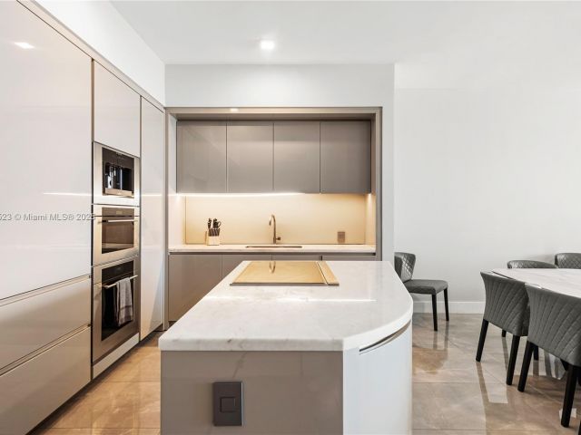 Продажа квартиры #1203 - фото 6118265